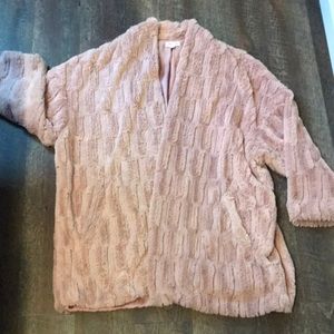 Skylar & Jade Pink Faux Fur Coat. XL.